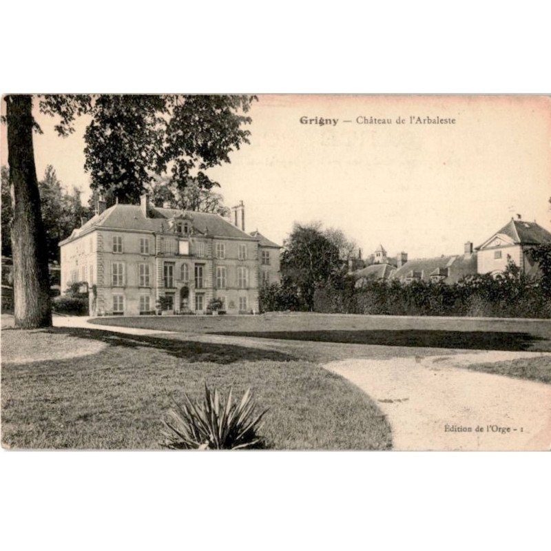 GRIGNY: château de l'arbalète - état