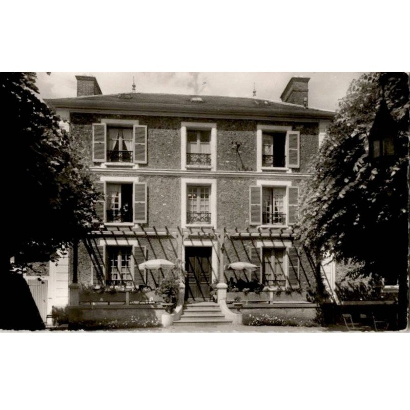 GRIGNY: le bois joli, maison de repos, pension de famille - très bon état