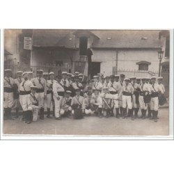 SAINT QUENTIN : carte photo de l'alsacienne-lorraine à la fête fédérale de gymnastique - 1910 - état (deux adhérences au