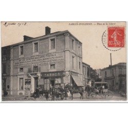 SABLES D'OLONNE : place de la Liberté - état (1 coin plié)