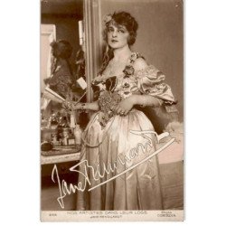 CHANTEURS: nos artistes dans leur loge Jane Renouardt - très bon état