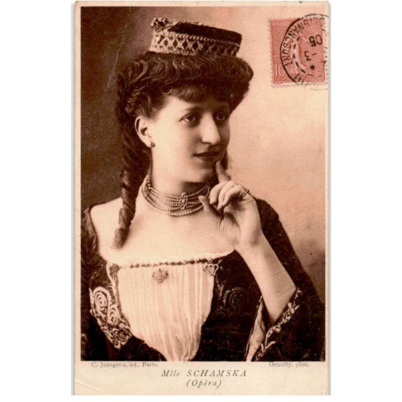 CHANTEUSES : Mlle Schamska - état