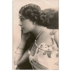 CHANTEUSES : chanteuse - très bon état