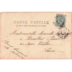 MUSIQUE: scène de piano - état
