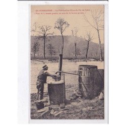 NORMANDIE: le fabricant d'eau-de-vie de cidre "pour la bonne goutte, ce sera de la bonne goute" - très bon état