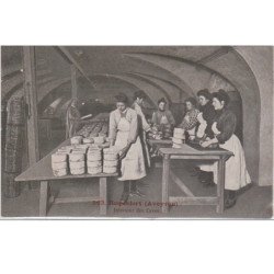 ROQUEFORT : la fabrication du fromage vers 1910 - très bon état