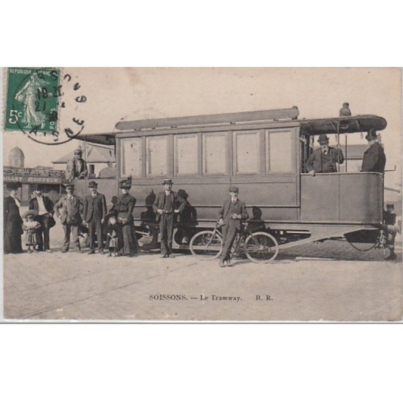 AISNE : SOISSONS : le tramway vers 1910 - bon état (un coin plié) AISNE : SOISSONS : le tramway vers 1910 - bon état (un coin plié)