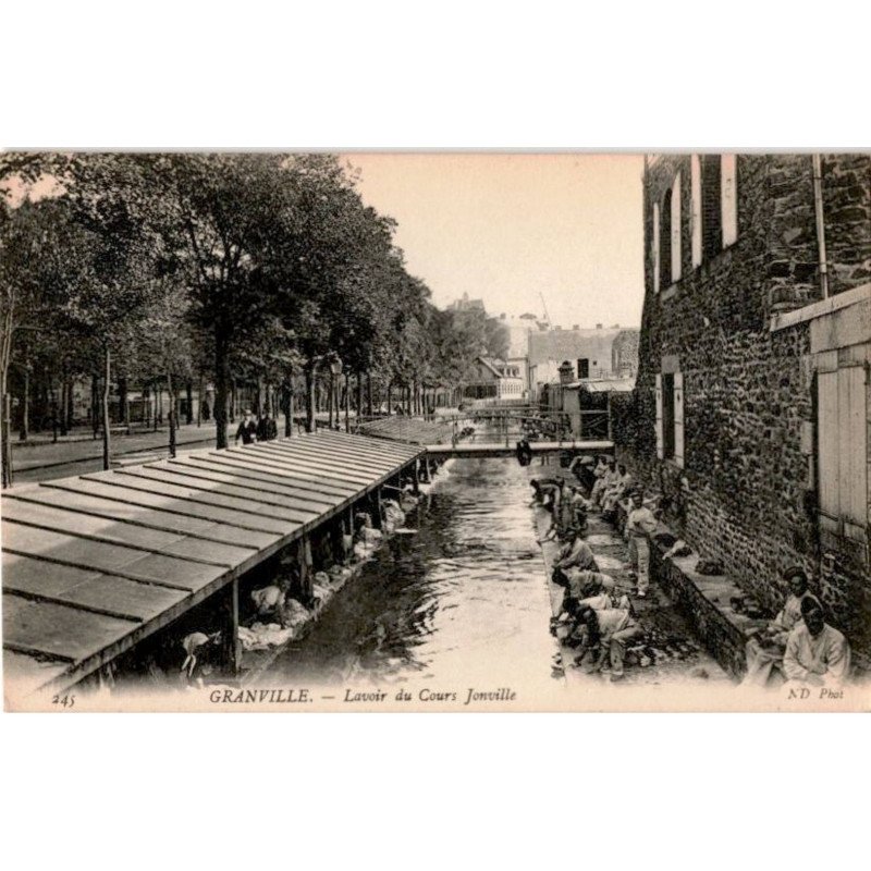 GRANVILLE: lavoir du cours jonville - très bon état