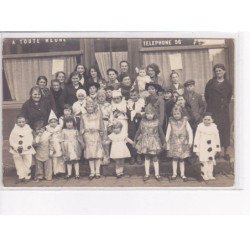 MERU - Carte photo - Fête - Enfants devant le restaurant "Le Bouillon" - très bon état