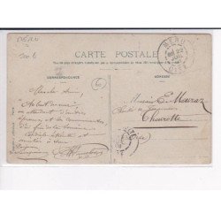 MERU - Carte photo - Hommes, femmes et enfants devant maison - très bon état