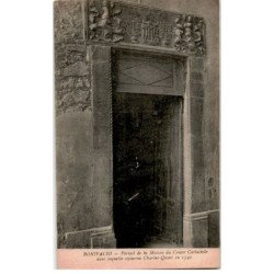 CORSE: BONIFACIO: portail de la maisonn du comte Cattaciolo dans laquelle séjourna Charles-Quint en 1541 - très bon état