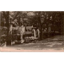 CORSE: CARGESE: monument aux morts - très bon état