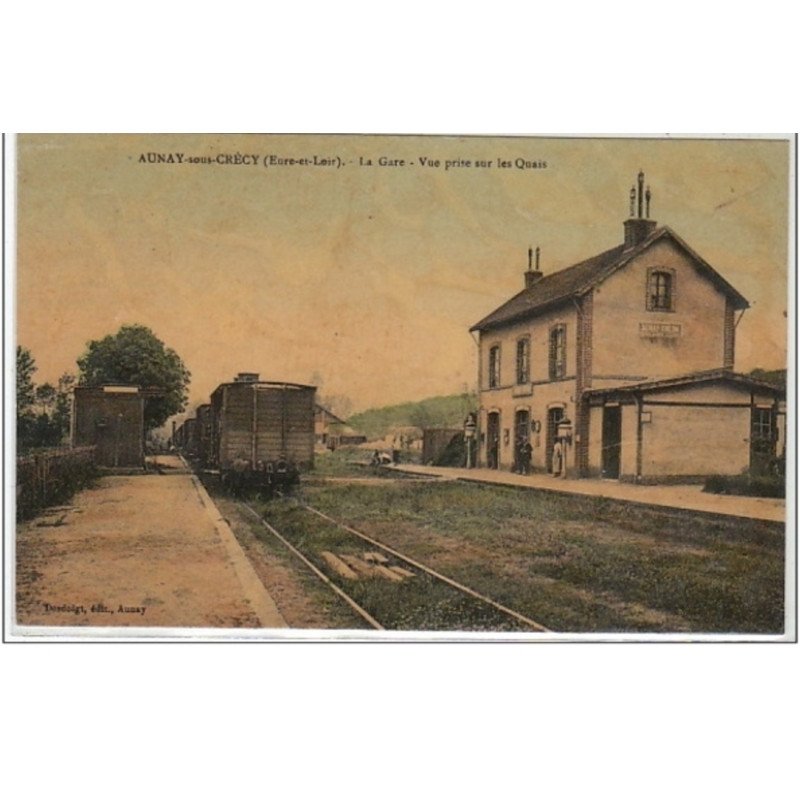 AUNAY SOUS CRECY : la gare - très bon état