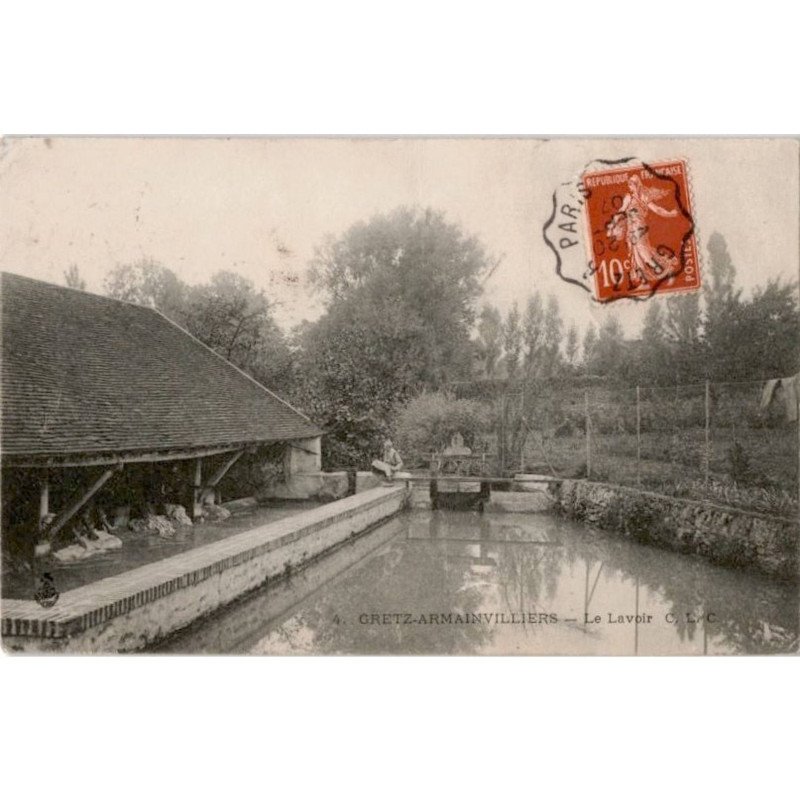 GRETZ-ARMAINVILLIERS: le lavoir - très bon état