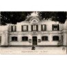 GUIGNES-RABUTIN: la mairie - bon état