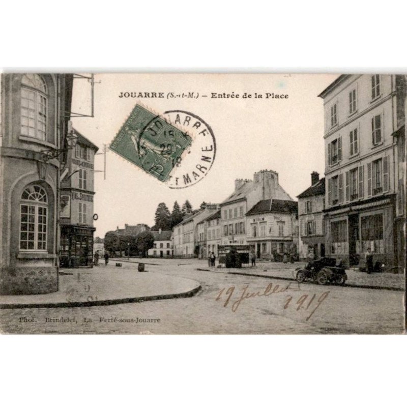 JOUARRE: entrée de la place - très bon état