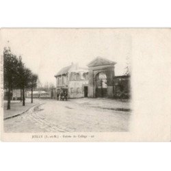 JUILLY: entrée du collège - état