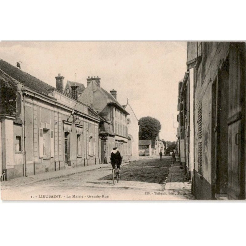 LIEUSAINT: la mairie grande-rue - très bon état