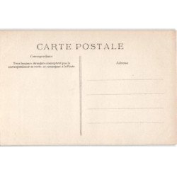 LORREZ-le-BOCAGE: salle de gymnastique et presbytère - très bon état