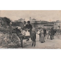 CORSE : ILE ROUSSE - types locaux vers 1900 - bon état (traces au dos)