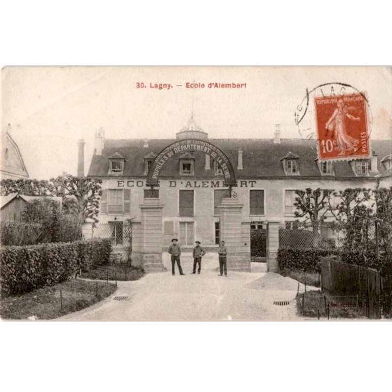 LAGNY: école d'alembert - état