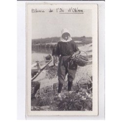 ILE D'OLERON: pêcheuse - très bon état