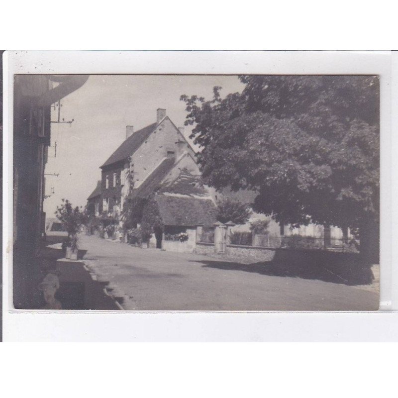 BOUSSAC: scène de rue - très bon état