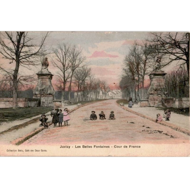 JUVISY-sur-ORGE: les belles fontaines cour de france - très bon état