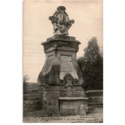 JUVISY-sur-ORGE: la belle fontaine - très bon état