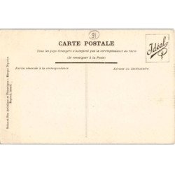 JUVISY-sur-ORGE: croix-autel XIIIe siècle, grande rue - très bon état