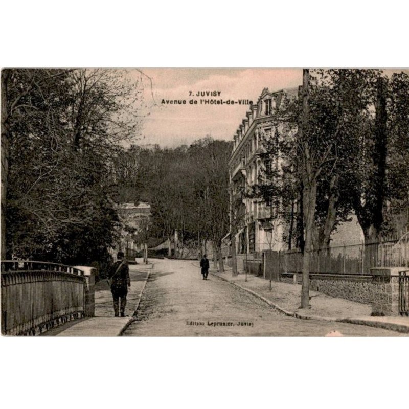 JUVISY-sur-ORGE: avenue de l'hôtel-de-ville - très bon état