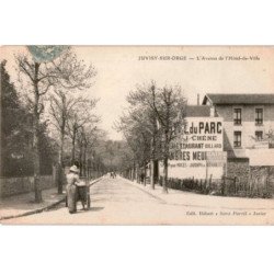 JUVISY-sur-ORGE: l'avenue de l'hôtel-de-ville - très bon état