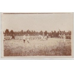 environs de Saint Mard sur Auve : carte photo d' une remise de médaille militaire - très bon état