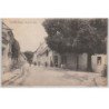 BIEVRES : route de Laon vers 1920 - bon état (un petit pli d'angle)
