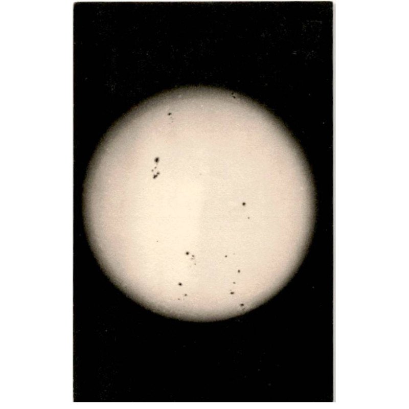 JUVISY-sur-ORGE: le soleil criblé de taches - très bon état