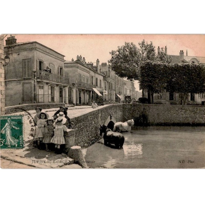 JUVISY-sur-ORGE: l'abreuvoir - très bon état