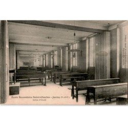 JUVISY-sur-ORGE: école secondaire saint-charles, salles d'étude - très bon état