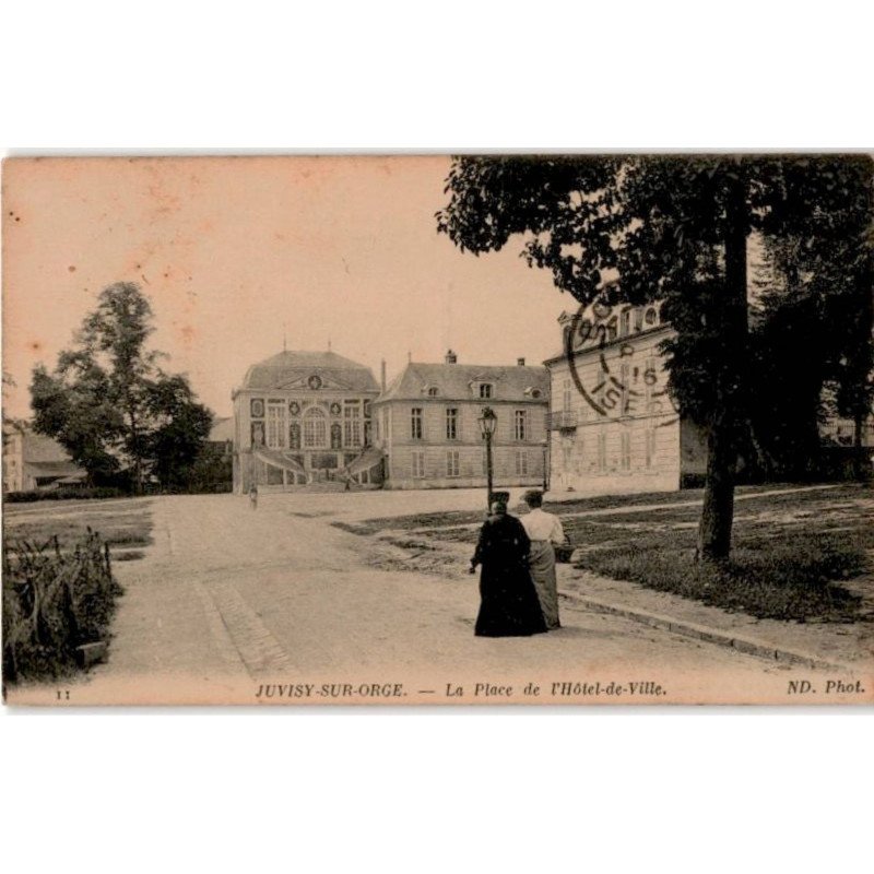 JUVISY-sur-ORGE: la place de l'hôtel-de-ville - très bon état