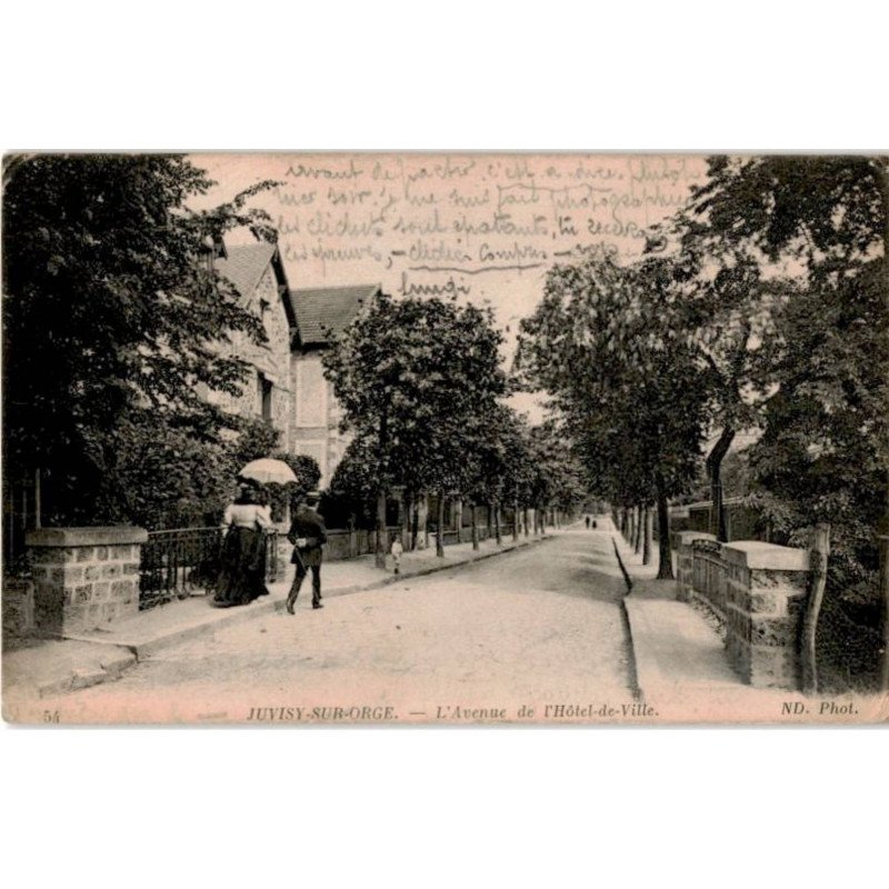 JUVISY-sur-ORGE: l'avenue de l'hôtel-de-ville - état