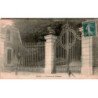 JUVISY-sur-ORGE: l'entrée du château -  état