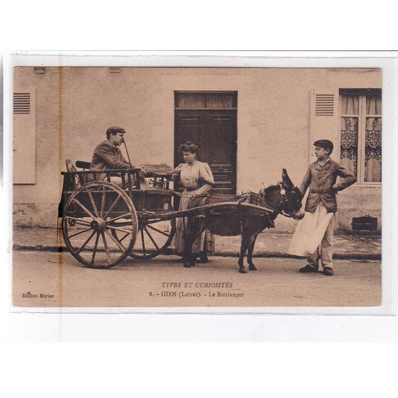 GIEN: le boulanger, voiture à chien - très bon état