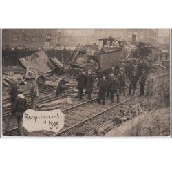 RECQUIGNIES : carte photo du déraillement d'un train en 1909 - très bon état
