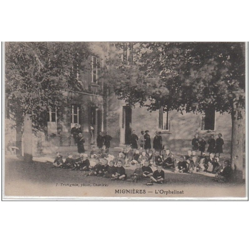 MIGNIERES : l'orphelinat - très bon état
