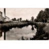 CHATILLON-COLIGNY: le canal et le distillerie - très bon état