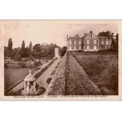 CHATILLON-COLIGNY: le château le puits superbes sculptures de Jean Goujon - très bon état