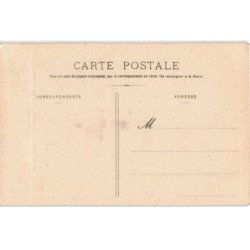 CHATILLON-COLIGNY: puits des arcades sculpté par Goujon - très bon état