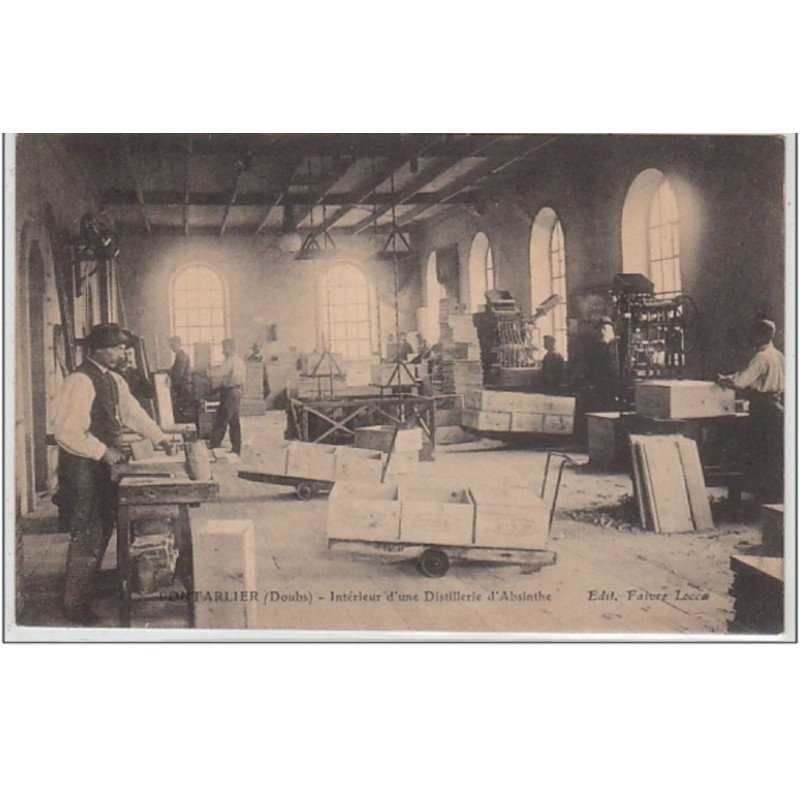 PONTARLIER : intérieur d' une distillerie d' absinthe - très bon état