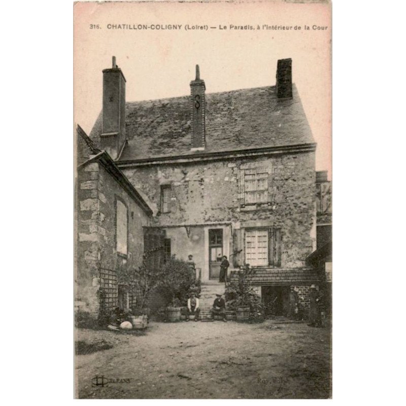 CHATILLON-COLIGNY: le paradis à l'intérieur de la cour - très bon état