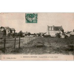 BOISSISE-la-BERTRAND: le grand chalet et l'ancien prieuré - très bon état