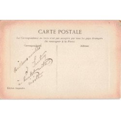 BEAUMONT-du-GATINAIS: l'hôtel de ville - très bon état